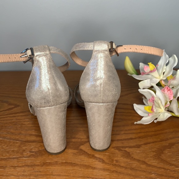 ❌SOLD❌ Call It Spring Heels - Picture 2 of 4